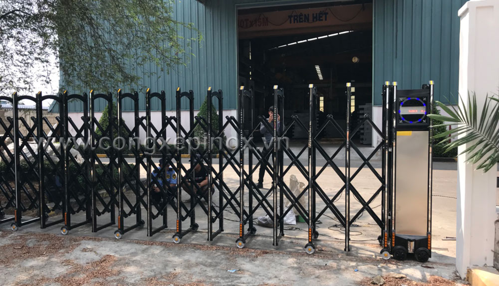 Chất lượng vượt trội của Cửa cổng xếp hợp kim nhôm khu công nghiệp Tân Tạo